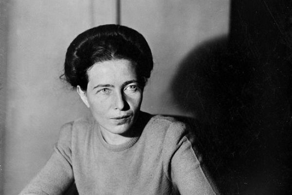 simone-de-beauvoir-1945-cordon-ac366cc1-550x73372DBC9A5-FEB3-C730-46F6-639493E03CBD.jpg